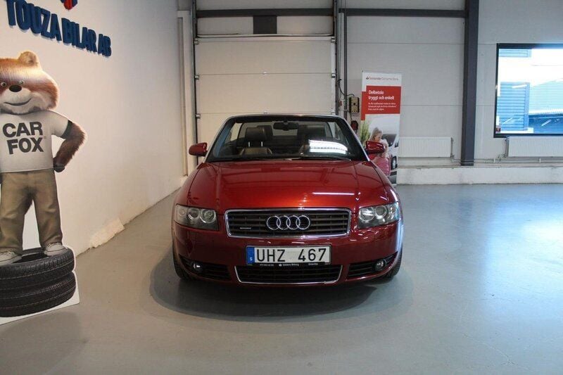 Begagnad Audi A4 Cabriolet Sport 221 HK (162 kW) 2003 Flerfärgad Cab