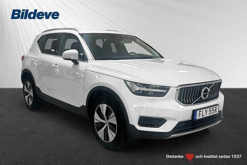 Vit Begagnad 2021 Volvo XC40 Inscription SUV | 279 900 kr (Bra pris) - Bild 1/4