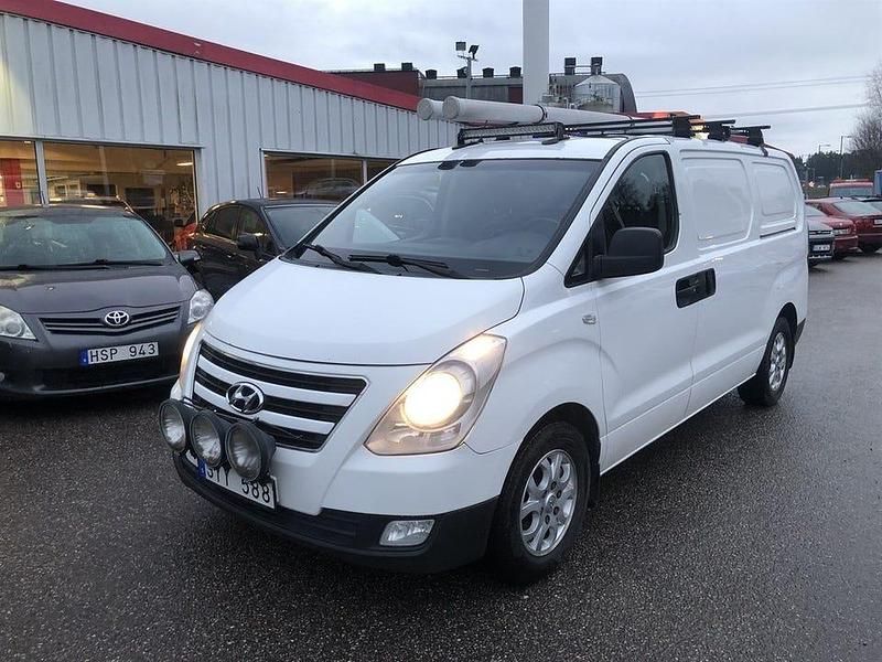 Begagnad Hyundai H-1 136 HK (100 kW) 2013 Vit Minibuss