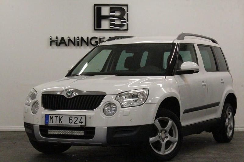 Begagnad Skoda Yeti Experience 105 HK (77 kW) 2012 Vit SUV