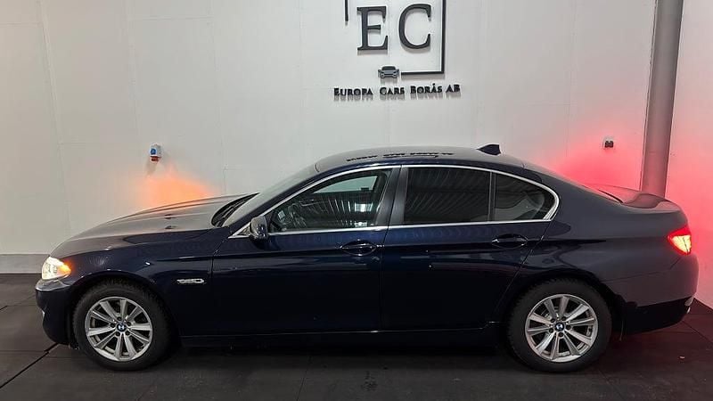 Begagnad BMW 520 184 HK (135 kW) 2010 Blå Sedan