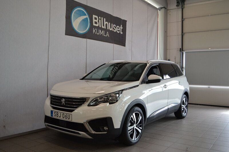 Vit Begagnad 2019 Peugeot 5008 Minibuss | 179 000 kr (Marknadspris) - Bild 1/4