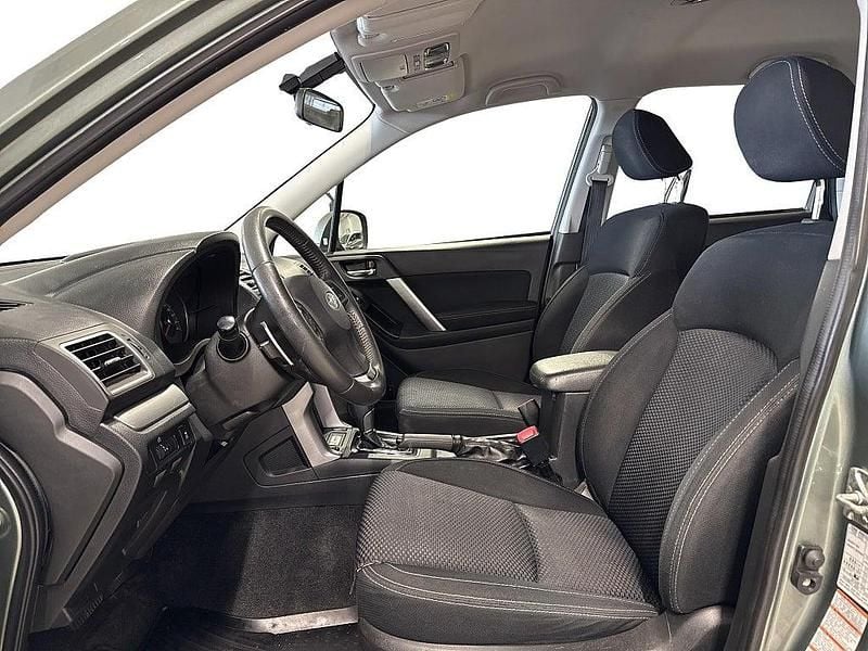 Begagnad Subaru Forester 148 HK (108 kW) 2015 Grön SUV