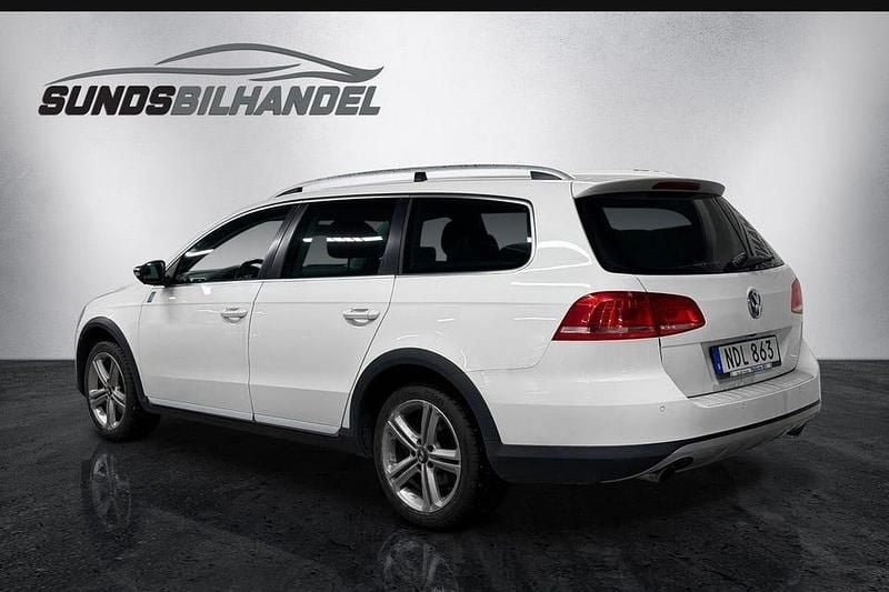Begagnad VW Passat 170 HK (125 kW) 2012 Vit Kombi