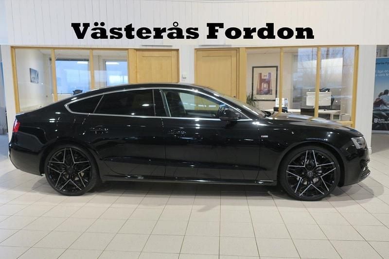 Svart Begagnad 2015 Audi A5 Sportback S-Line Halvkombi | 149 900 kr (Marknadspris) - Bild 1/4