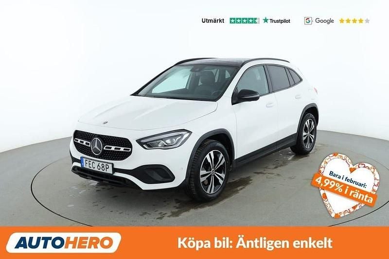 Vit Begagnad 2020 Mercedes GLA200 SUV | 295 000 kr (Marknadspris) - Bild 1/4