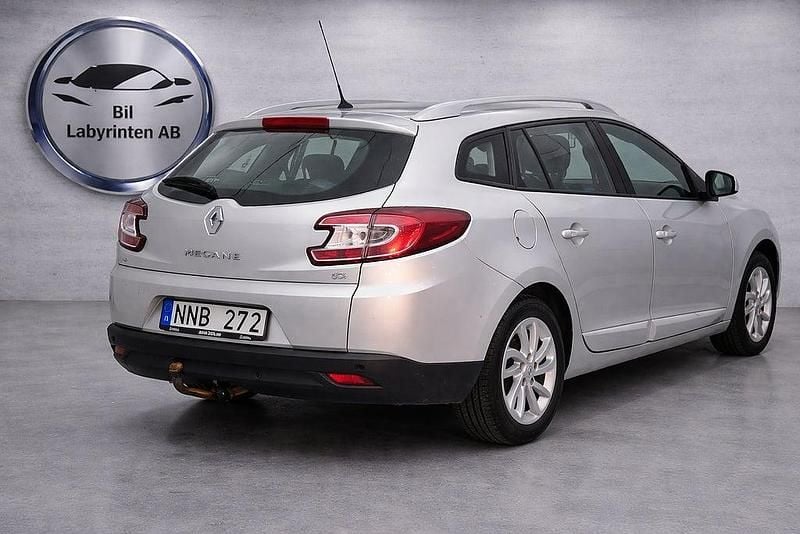 Begagnad Renault Mégane GrandTour 110 HK (80 kW) 2013 Silver Kombi