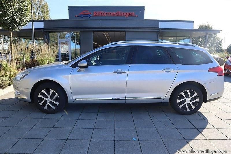 Silver samma som bilen Begagnad 2014 Citroën C5 Kombi | 59 900 kr (Bra pris) - Bild 1/4