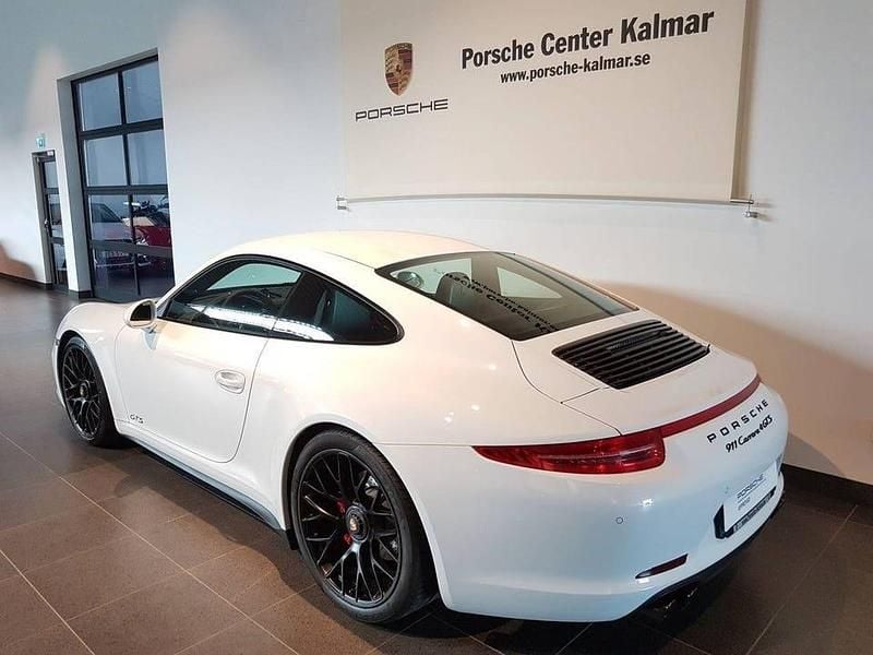 Begagnad Porsche 911 Carrera 4 GTS 430 HK (316 kW) 2015 Vit