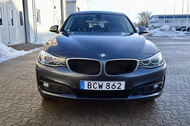 Begagnad BMW 320 Gran Turismo 184 HK (135 kW) 2014 Grå Halvkombi