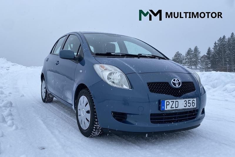 Grå Begagnad 2008 Toyota Yaris | 39 900 kr (Marknadspris) - Bild 1/4