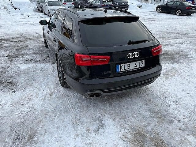 Begagnad Audi A6 S-Line 177 HK (130 kW) 2012 Svart Kombi