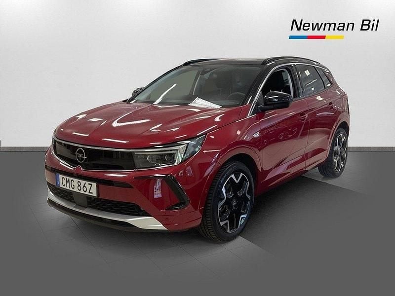 Röd Begagnad 2024 Opel Grandland X Ultimate SUV | 319 700 kr (Marknadspris) - Bild 1/4