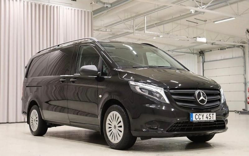 Begagnad 2021 Mercedes Vito Van | 249 000 kr (Marknadspris) - Bild 1/4