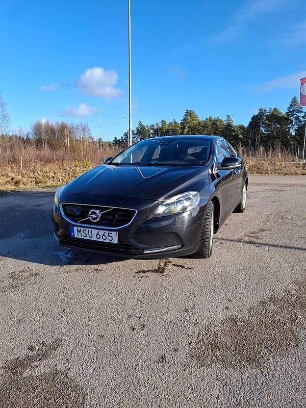 Begagnad Volvo V40 150 HK (110 kW) 2016