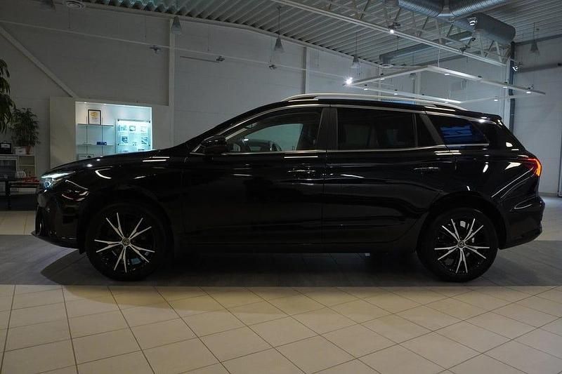 Begagnad MG MG5 EV 114 kW (156 HK) 2022 Svart Kombi