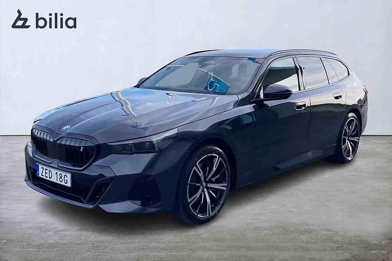 Begagnad BMW i5 289 kW (394 HK) 2026 Grå Kombi