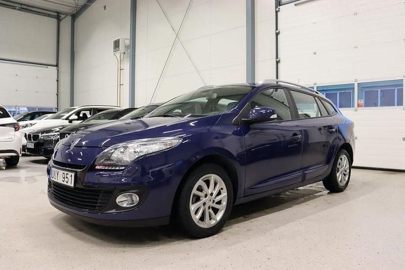 Blå Begagnad 2013 Renault Mégane GrandTour Kombi | 59 900 kr (Marknadspris) - Bild 1/4