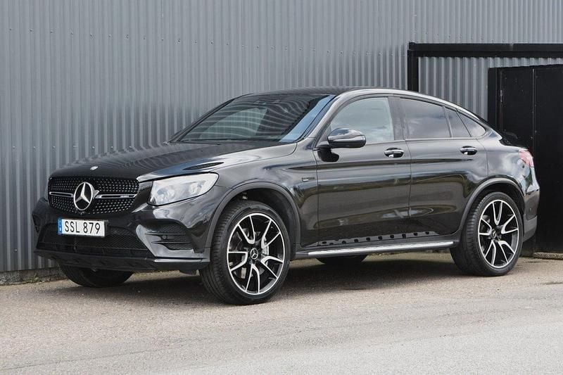 Svart Begagnad 2017 Mercedes GLC43 AMG AMG Sportkupé | 359 900 kr (Superpris) - Bild 1/4
