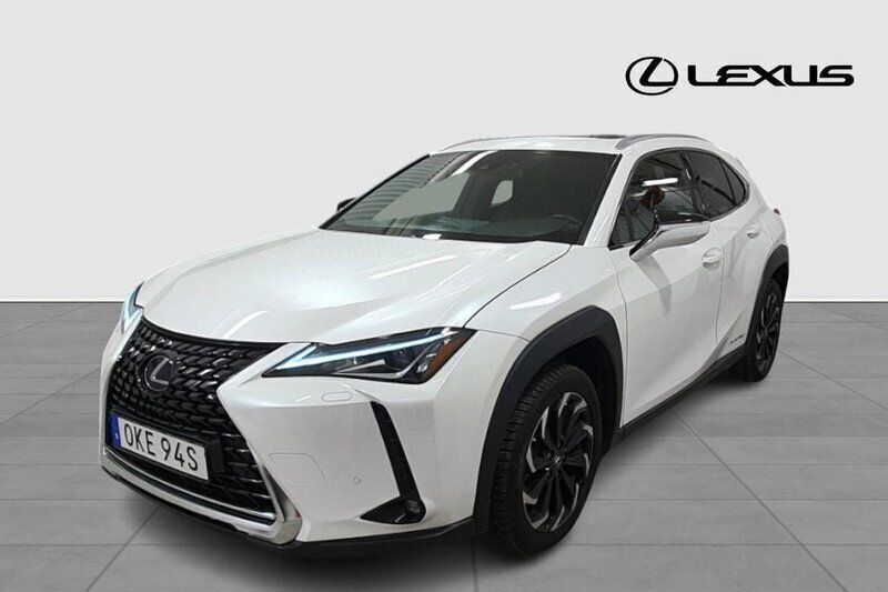 Vit Begagnad 2021 Lexus UX 300e SUV | 299 900 kr (Marknadspris) - Bild 1/4