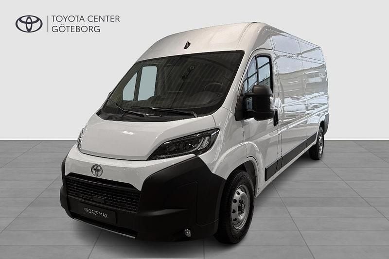 Vit Begagnad 2024 Toyota Proace Comfort Minibuss | 499 900 kr (Bra pris) - Bild 1/4