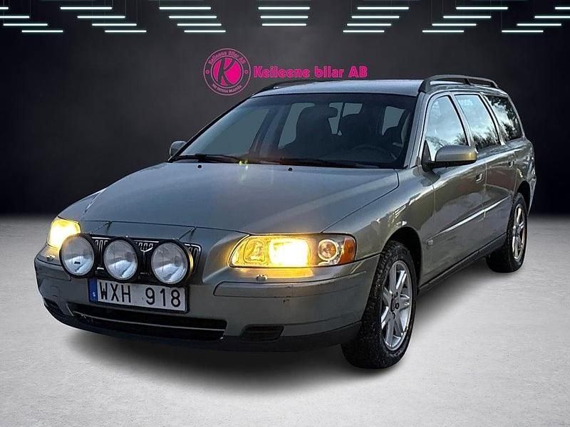 Begagnad Volvo V70 Business Edition 140 HK (102 kW) 2005 Ljusgrön Kombi