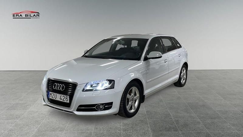 Begagnad Audi A3 140 HK (102 kW) 2012 Vit Halvkombi