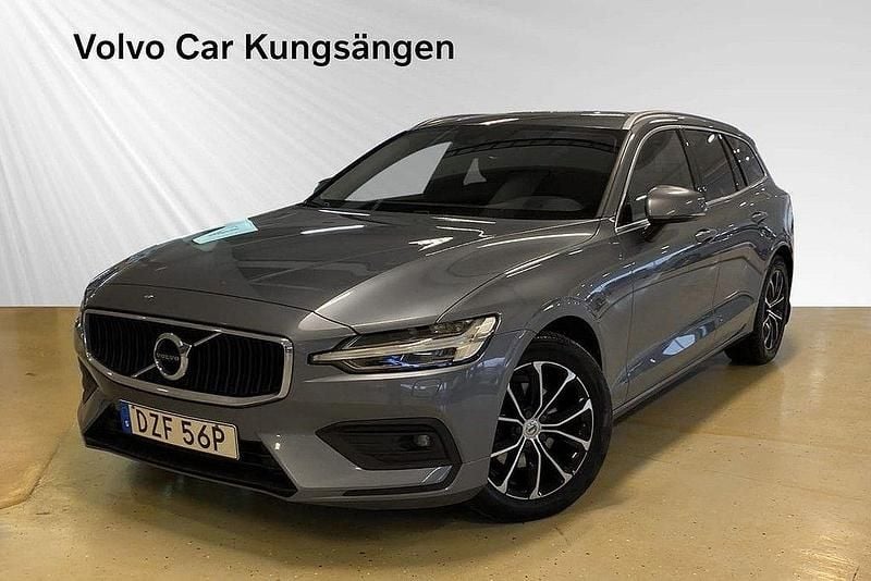 Grå Begagnad 2020 Volvo V60 Momentum Kombi | 259 900 kr (Marknadspris) - Bild 1/3