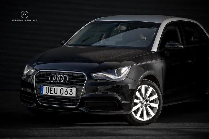Begagnad Audi A1 Sportback Sport 86 HK (63 kW) 2014 Svart Halvkombi