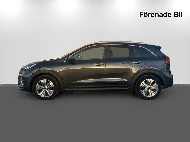 Begagnad Kia e-Niro Advance 150 kW (204 HK) 2018 Grå SUV