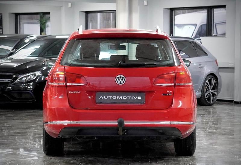 Begagnad VW Passat 150 HK (110 kW) 2011 Röd Kombi