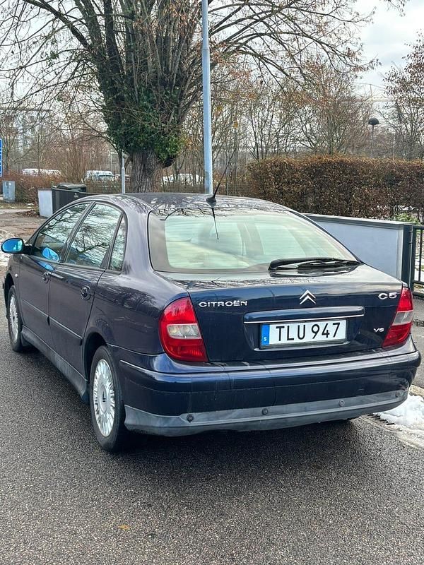 Begagnad 2002 Citroën C5 Halvkombi | 22 000 kr (Lite dyr) - Bild 1/4