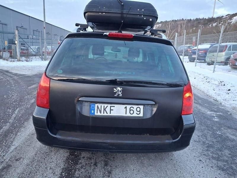 Begagnad Peugeot 307 140 HK (102 kW) 2007 Svart Kombi