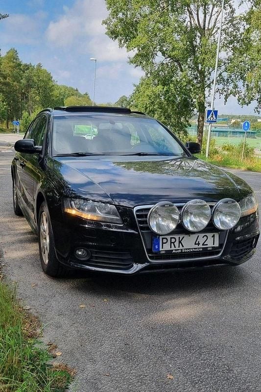 Svart Begagnad 2012 Audi A4 Kombi | 72 000 kr (Bra pris) - Bild 1/4