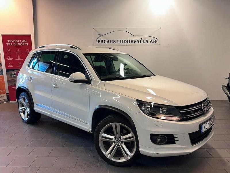 Vit Begagnad 2015 VW Tiguan SUV | 94 900 kr (Marknadspris) - Bild 1/4