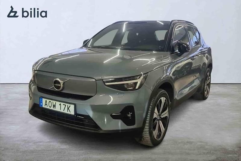 Grå Begagnad 2023 Volvo XC40 Single Motor SUV | 349 000 kr - Bild 1/1