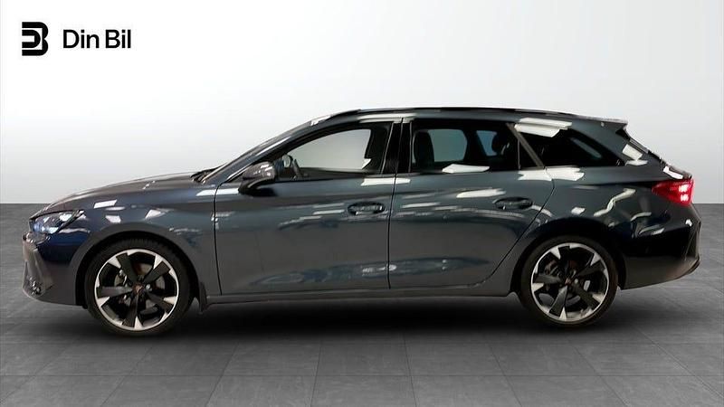 Begagnad Cupra Leon 150 HK (110 kW) 2024 Mörkgrå Kombi