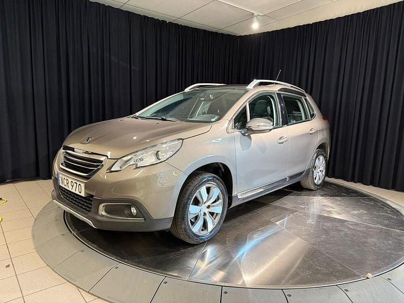 Grå metallic Begagnad 2016 Peugeot 2008 SUV | 114 900 kr (Marknadspris) - Bild 1/4
