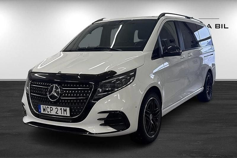 Begagnad Mercedes V300 Avantgarde 237 HK (174 kW) 2024 Vit Minibuss
