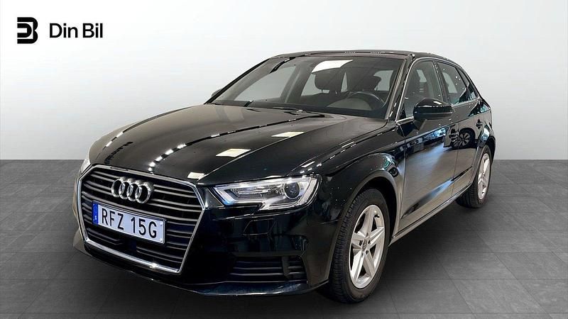 Svart Begagnad 2020 Audi A3 Sportback Proline Halvkombi | 194 900 kr (Marknadspris) - Bild 1/4