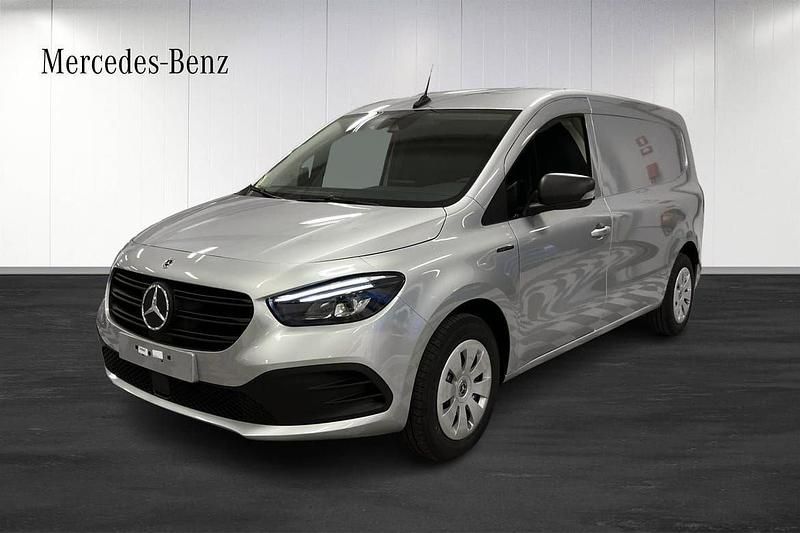 Begagnad Mercedes eCitan 91 kW (124 HK) 2023 Silver Van