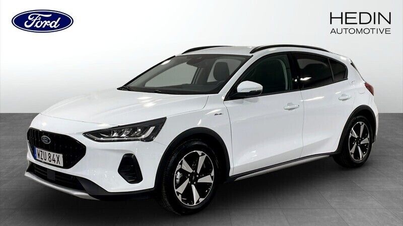 Vit (white) Begagnad 2024 Ford Focus Active Halvkombi | 224 900 kr (Dyr) - Bild 1/4