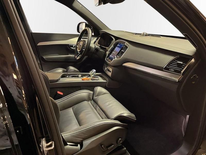 Begagnad Volvo XC90 Ultra 462 HK (339 kW) 2025 Svart SUV