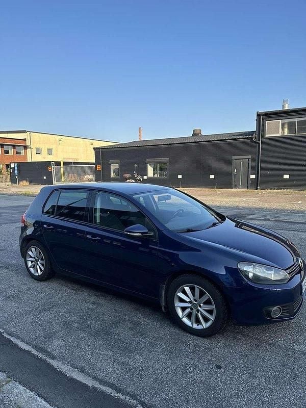 Blå Begagnad 2011 VW Golf VI Halvkombi | 49 500 kr (Marknadspris) - Bild 1/1