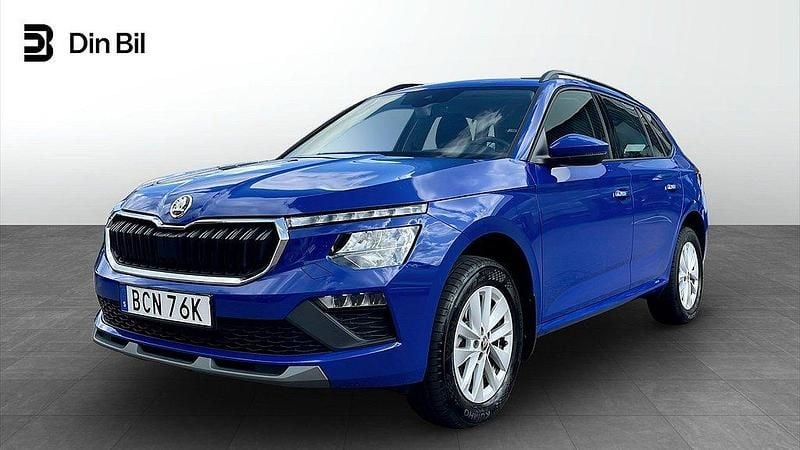 Blå (energy blue) Begagnad 2024 Skoda Kamiq Selection SUV | 269 900 kr (Marknadspris) - Bild 1/4