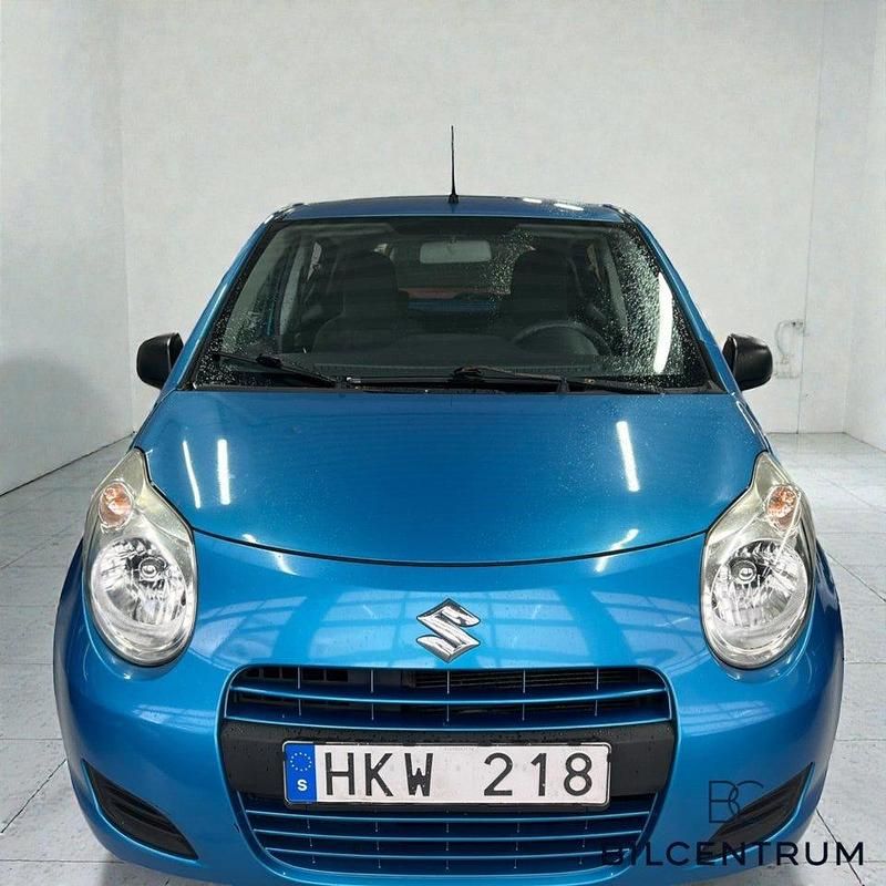 Begagnad Suzuki Alto 68 HK (50 kW) 2010 Blå Halvkombi