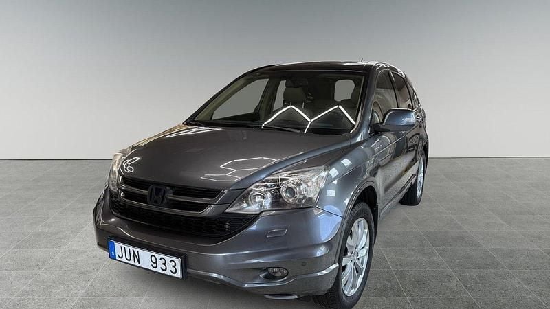Ljusgrå Begagnad 2010 Honda CR-V Executive SUV | 109 000 kr (Marknadspris) - Bild 1/4