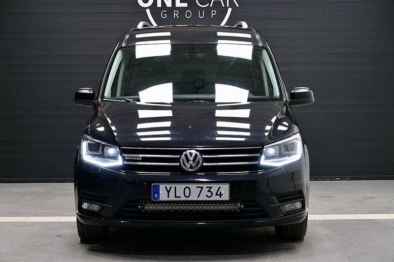Begagnad VW Caddy Maxi Life Life 150 HK (110 kW) 2018 Svart Minibuss