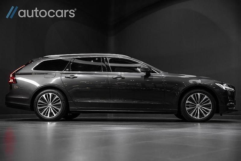 Begagnad Volvo V90 197 HK (144 kW) 2021 Grå Kombi
