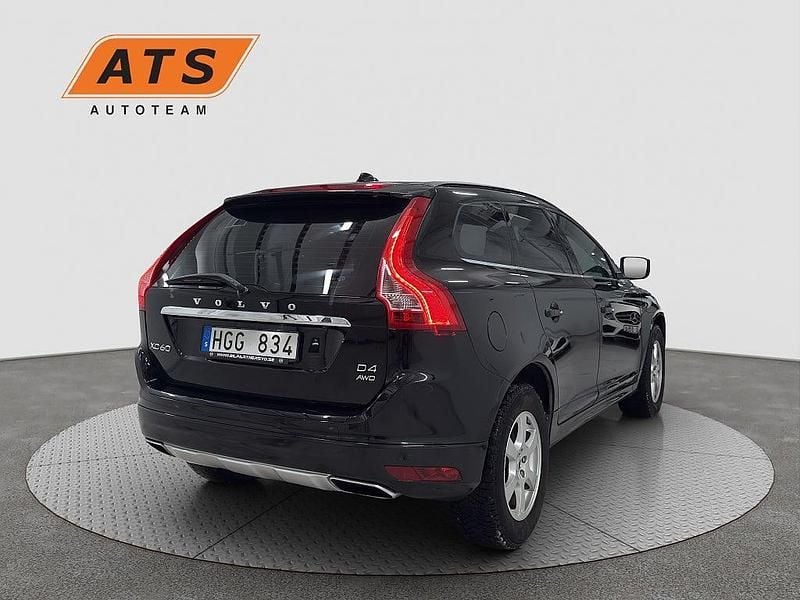 Begagnad Volvo XC60 Momentum 181 HK (133 kW) 2013 Svart SUV